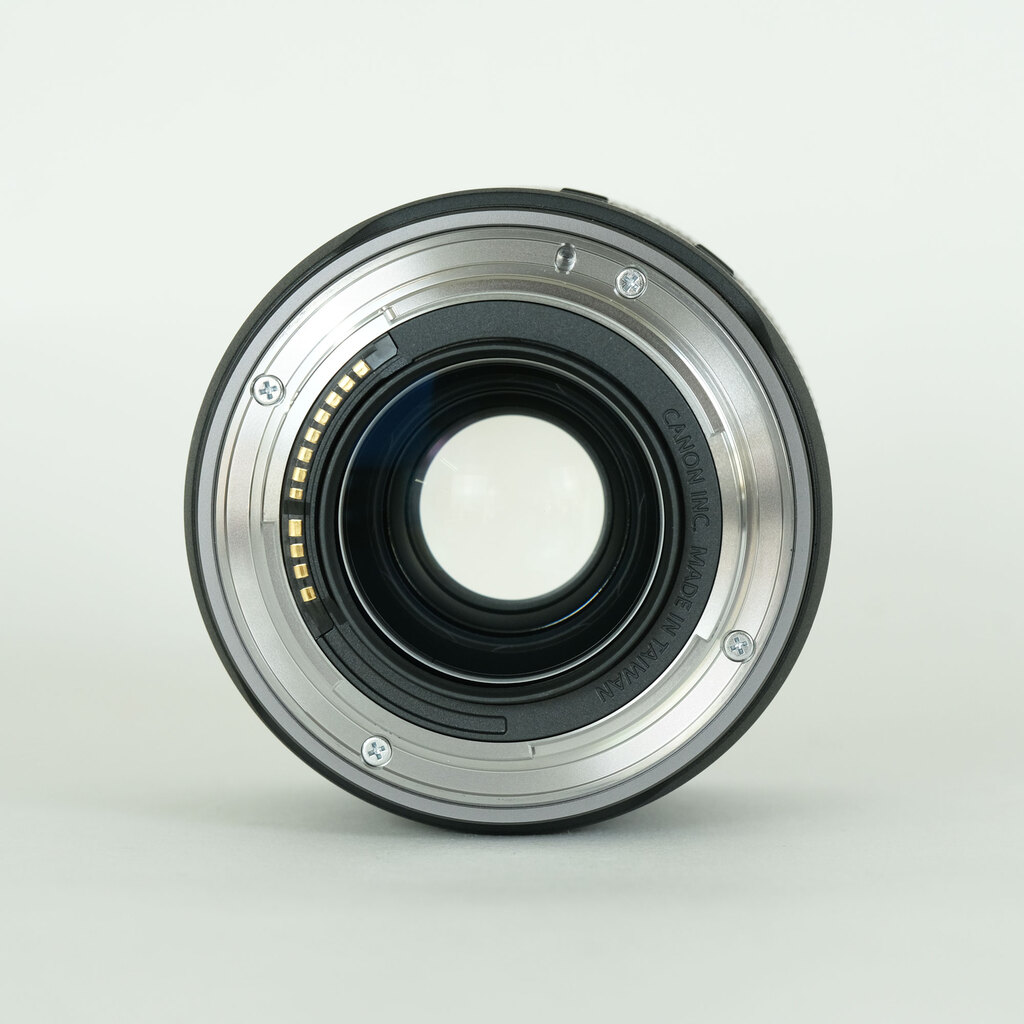 Canon RF35mm F1.8 MACRO IS STM