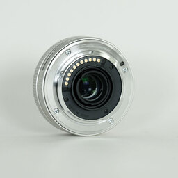 OLYMPUS M.ZUIKO DIGITAL 17mm F2.8 シルバー OLYMPUS M.ZUIKO DIGITAL 17mm F2.8 シルバー