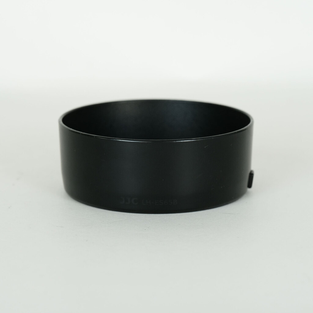 Canon RF50mm F1.8 STM Canon RF50mm F1.8 STM