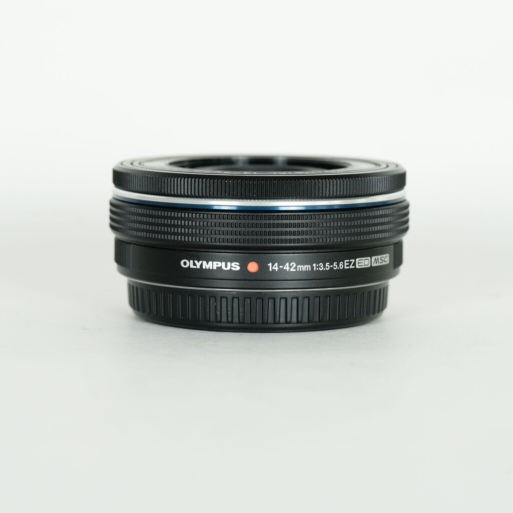 OLYMPUS M.ZUIKO DIGITAL ED 14-42mm F3.5-5.6 EZ ブラックの