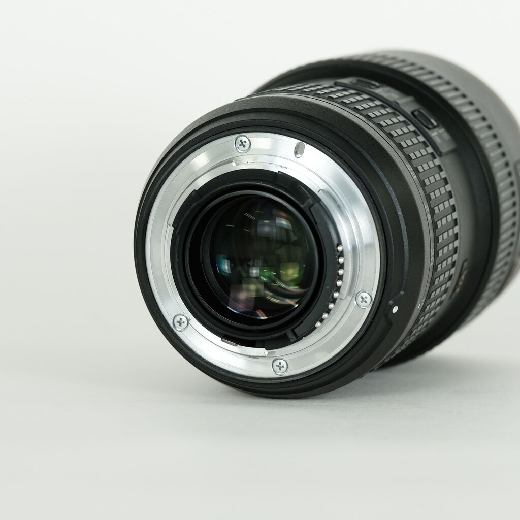 Nikon AF-S NIKKOR 16-35mm F4 G ED VR Nikon AF-S NIKKOR 16-35mm F4 G ED VR