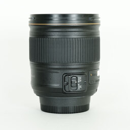 Nikon AF-S NIKKOR 28mm f/1.8G Nikon AF-S NIKKOR 28mm f/1.8G