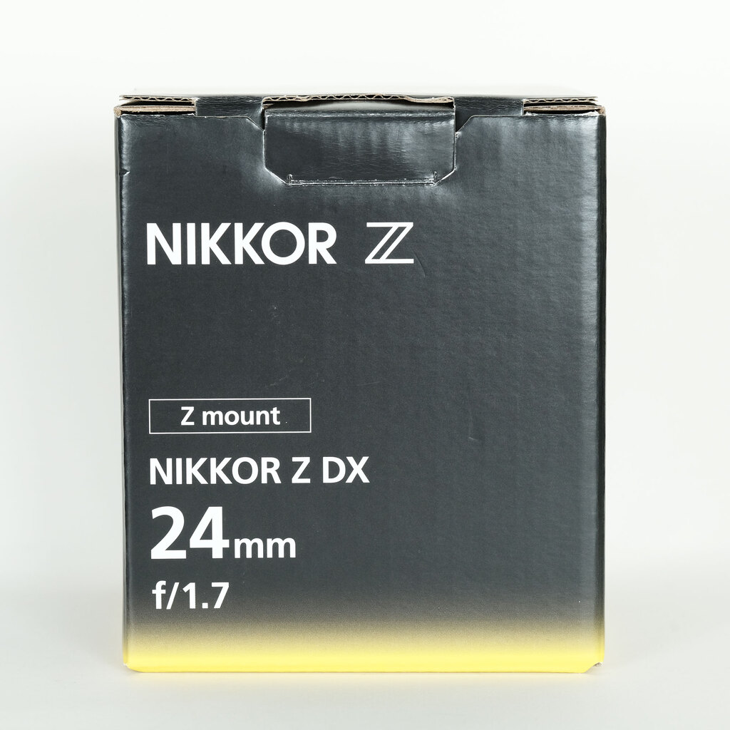Nikon NIKKOR Z DX 24mm f/1.7 Nikon NIKKOR Z DX 24mm f/1.7