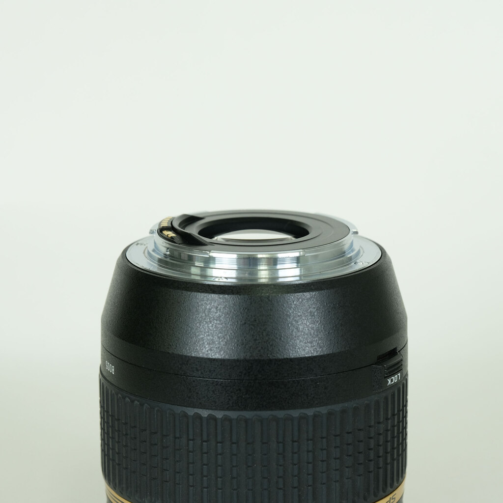 TAMRON SP 17-50mm F2.8 XR DiII VC /Model B005E (キヤノンEF用) TAMRON SP 17-50mm F2.8 XR DiII VC /Model B005E (キヤノンEF用)