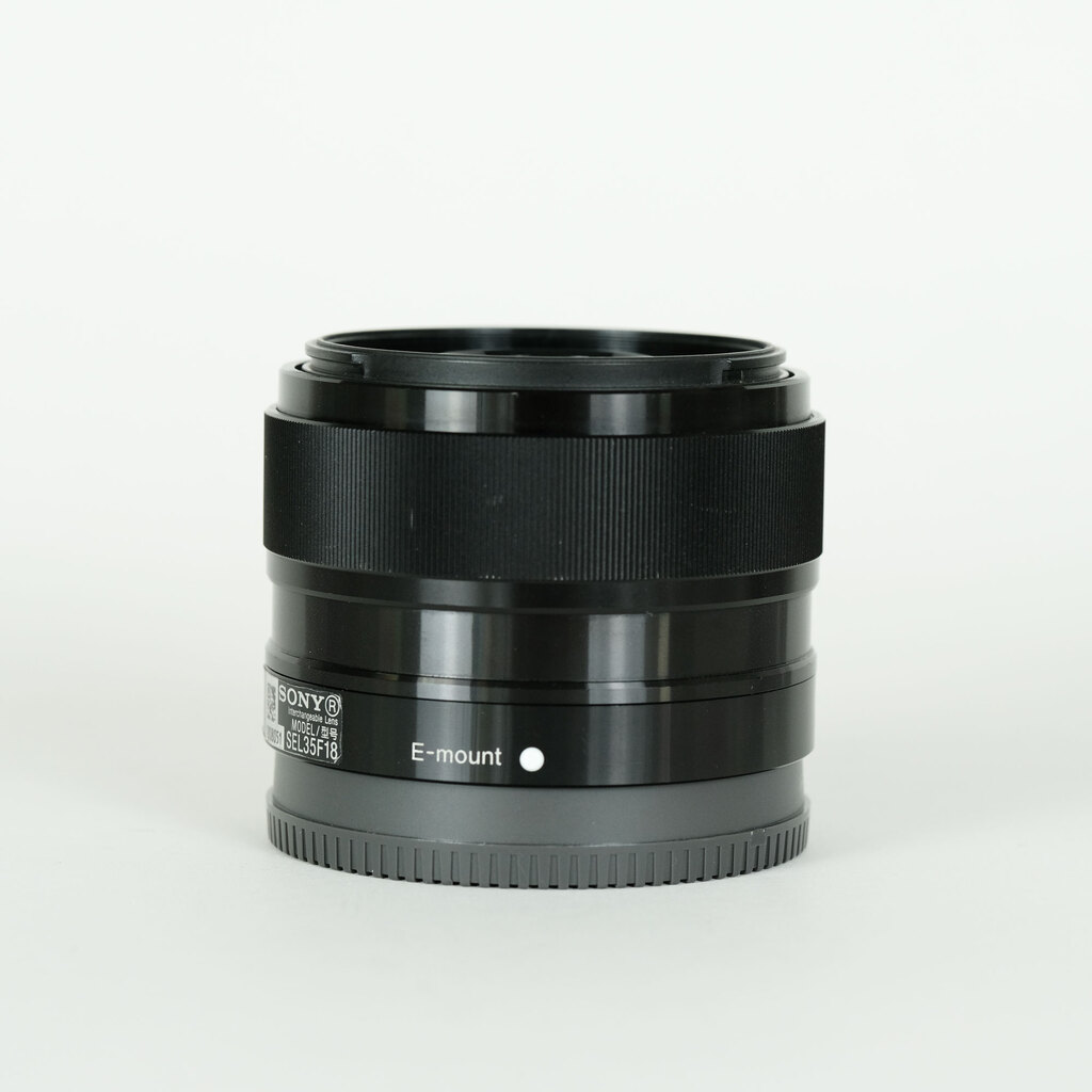 SONY E 35mm F1.8 OSS SEL35F18 SONY E 35mm F1.8 OSS SEL35F18