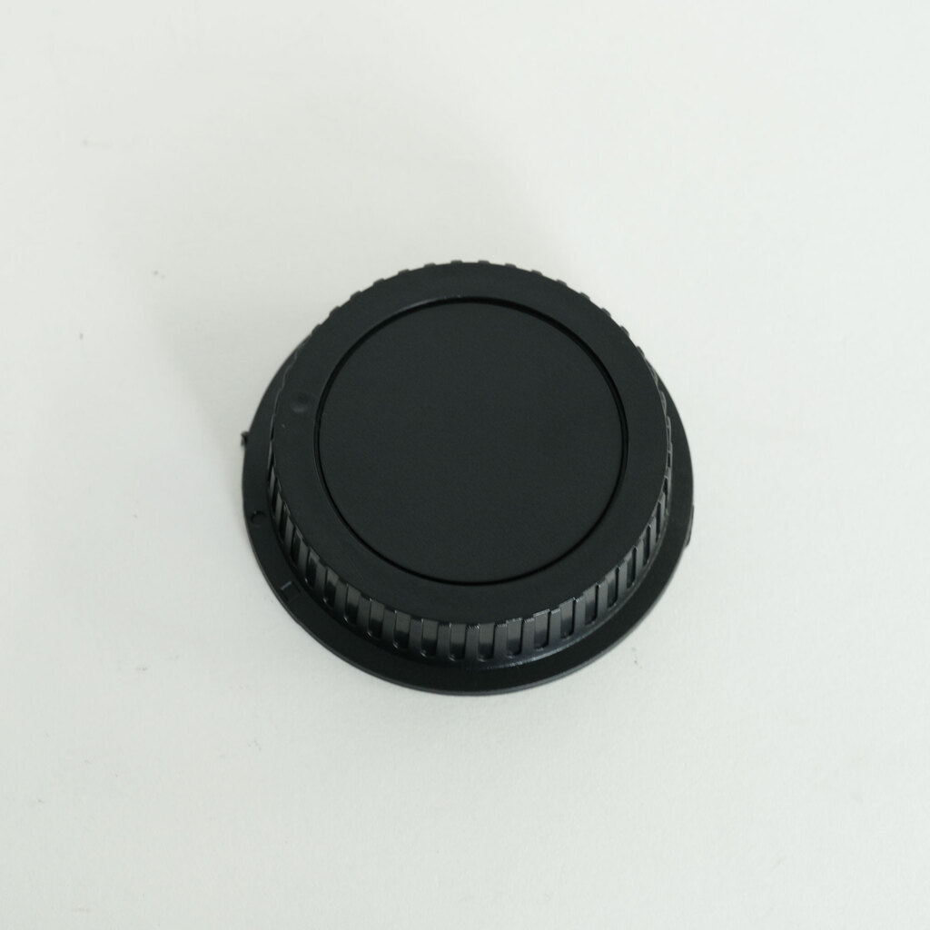 Canon EF-S18-55mm F3.5-5.6 IS Canon EF-S18-55mm F3.5-5.6 IS