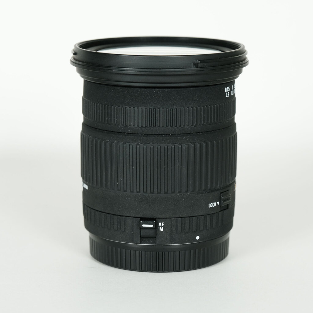 SIGMA 17-70mm F2.8-4.5 DC MACRO [キヤノンEF用]の出品 | ONE
