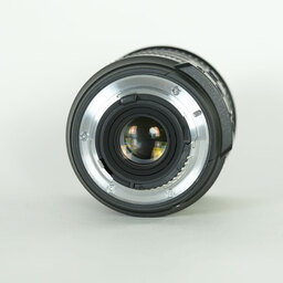 Nikon AF-S DX NIKKOR 18-200mm F3.5-5.6G ED VR II Nikon AF-S DX NIKKOR 18-200mm F3.5-5.6G ED VR II