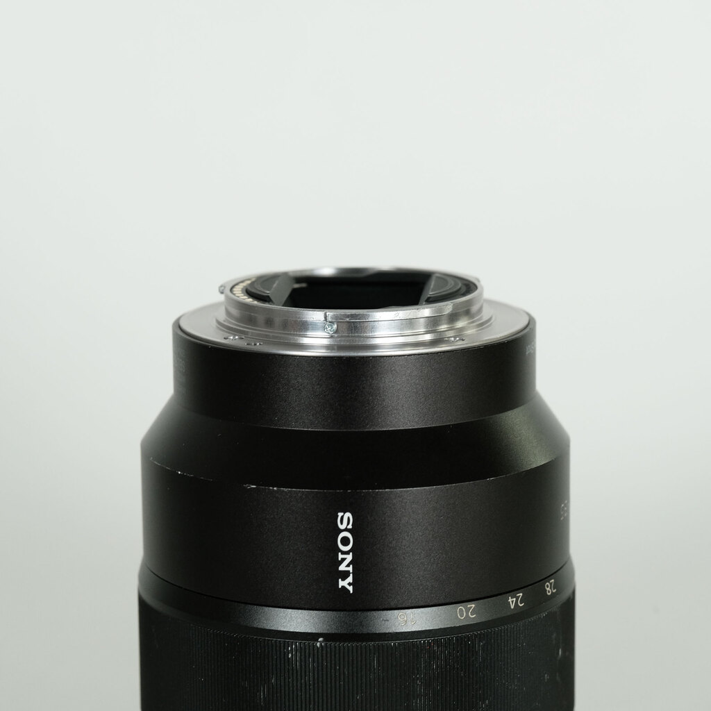 SONY Vario-Tessar T* FE 16-35mm F4 ZA OSS SEL1635Z SONY Vario-Tessar T* FE 16-35mm F4 ZA OSS SEL1635Z
