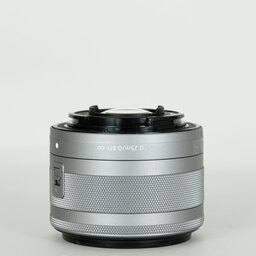 Canon EF-M15-45mm F3.5-6.3 IS STM Canon EF-M15-45mm F3.5-6.3 IS STM