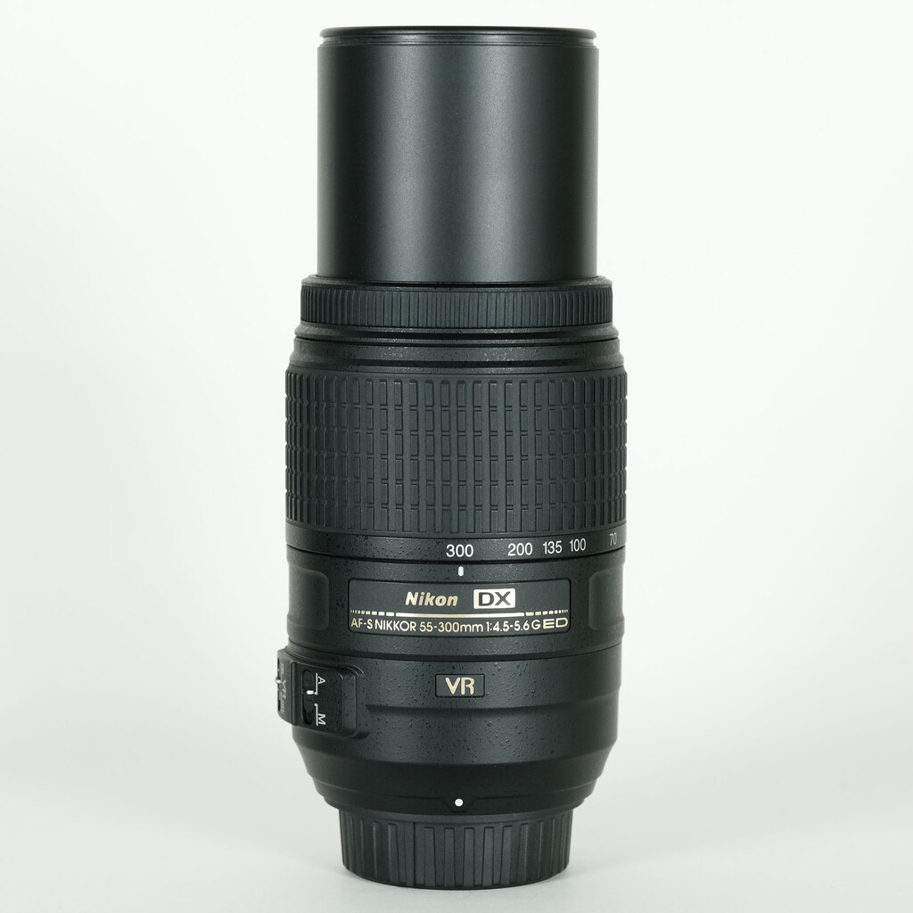 Nikon AF-S DX NIKKOR 55-300mm F4.5-5.6G ED VR Nikon AF-S DX NIKKOR 55-300mm F4.5-5.6G ED VR