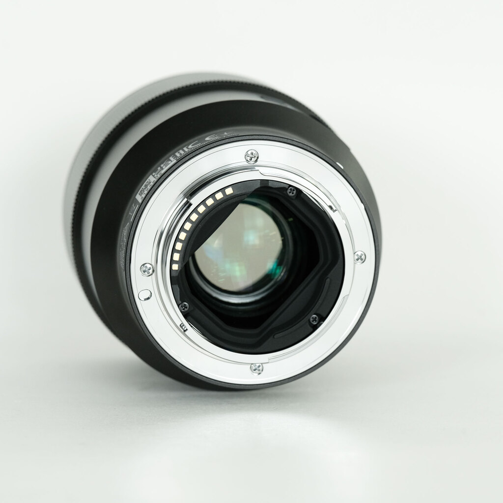 SONY FE 85mm F1.8 SEL85F18 SONY FE 85mm F1.8 SEL85F18