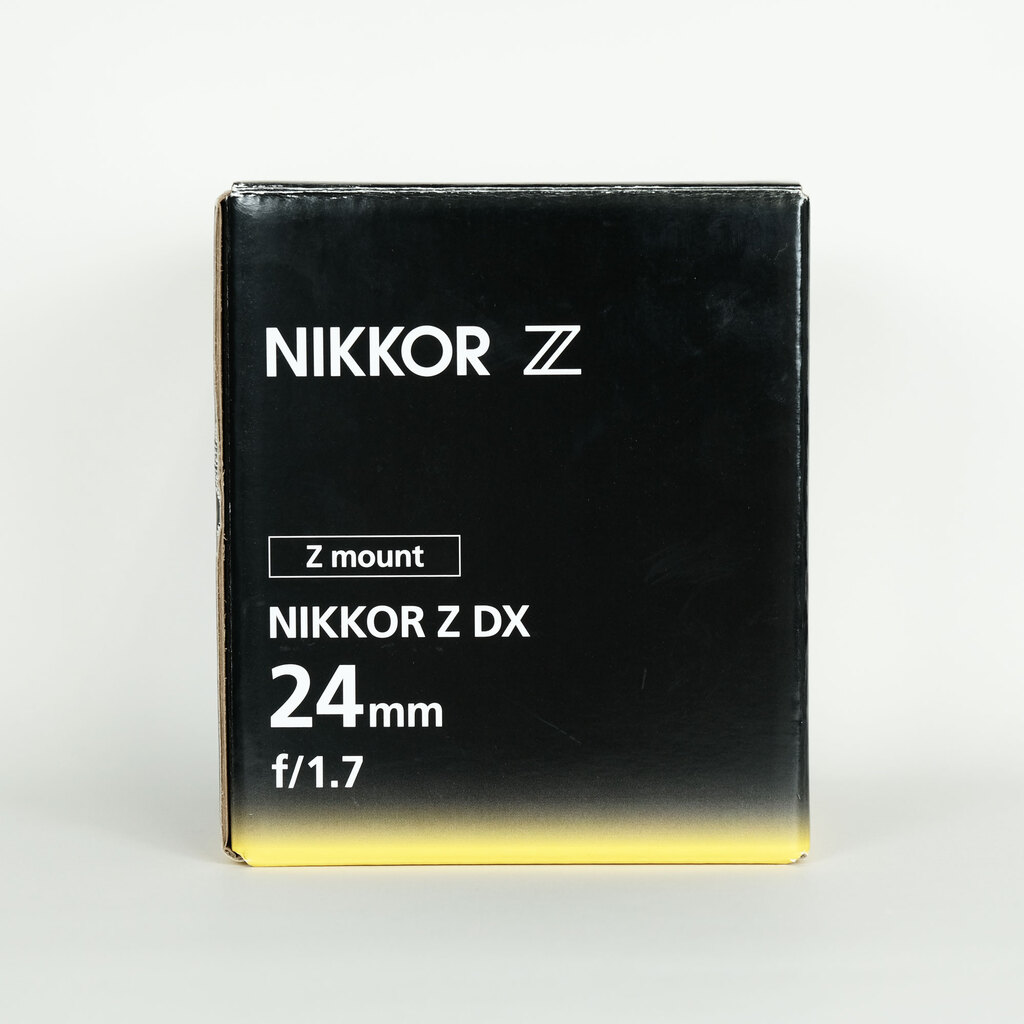 Nikon NIKKOR Z DX 24mm f/1.7 Nikon NIKKOR Z DX 24mm f/1.7