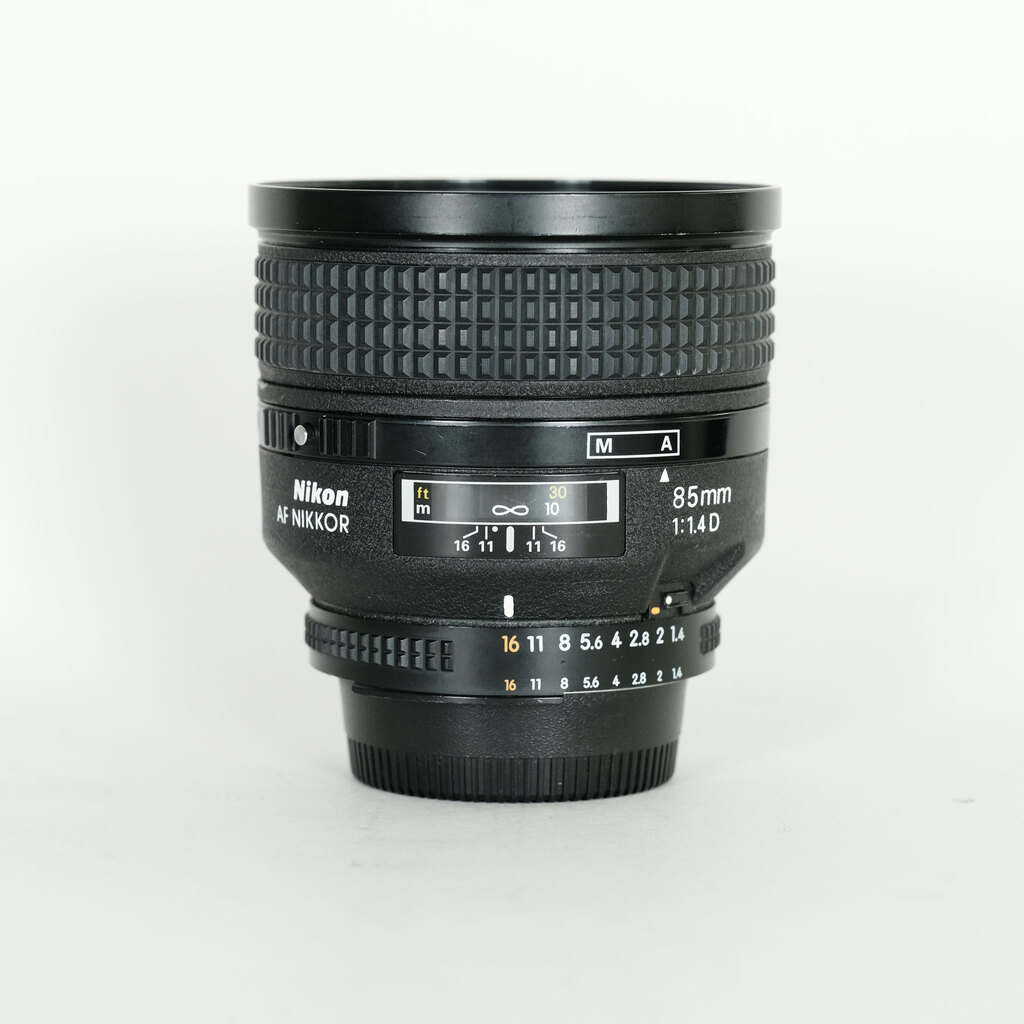 【中古】NIKKOR AF 85mm f/1.4D 単焦点レンズ Amazon.co.jp: Nikon 単焦点レンズ Ai AF Nikkor 85mm f/1.4D IF