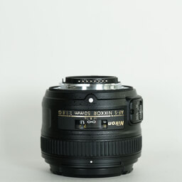 Nikon AF-S NIKKOR 50mm f/1.8G Nikon AF-S NIKKOR 50mm f/1.8G
