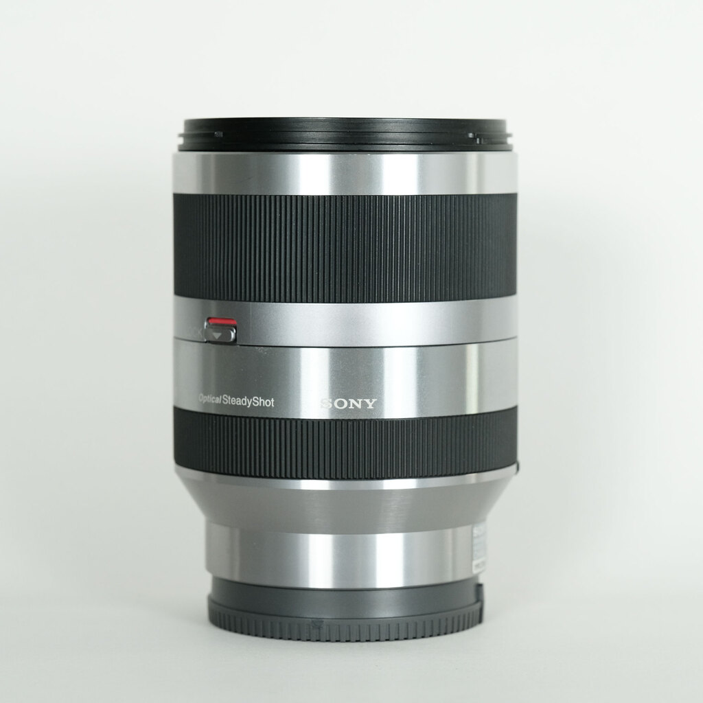 SONY E18-200mm F3.5-6.3 OSS SEL18200