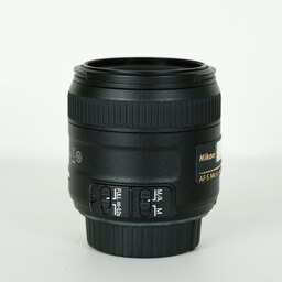 Nikon AF-S DX Micro NIKKOR 40mm f/2.8Gの出品 | ONE SCENE
