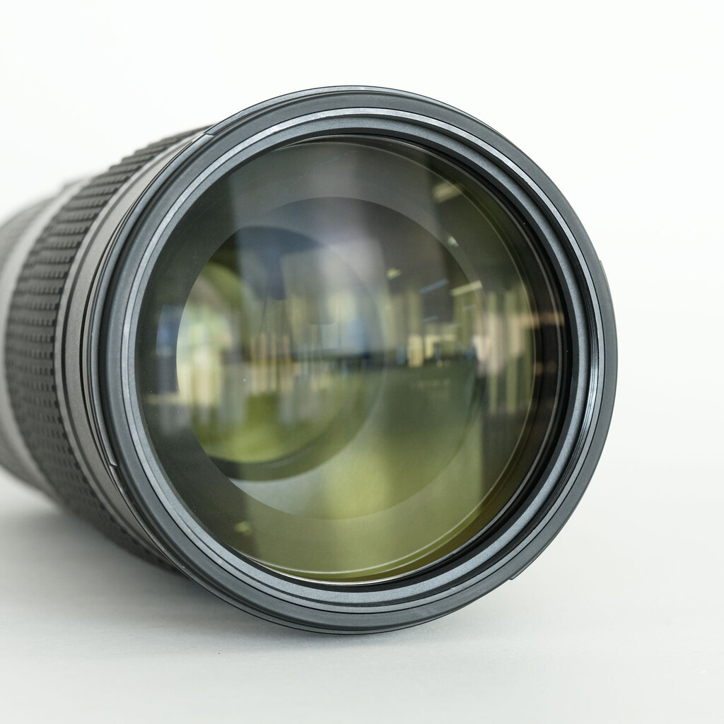 Nikon AF-S NIKKOR 200-500mm f/5.6E ED VR Nikon AF-S NIKKOR 200-500mm f/5.6E ED VR