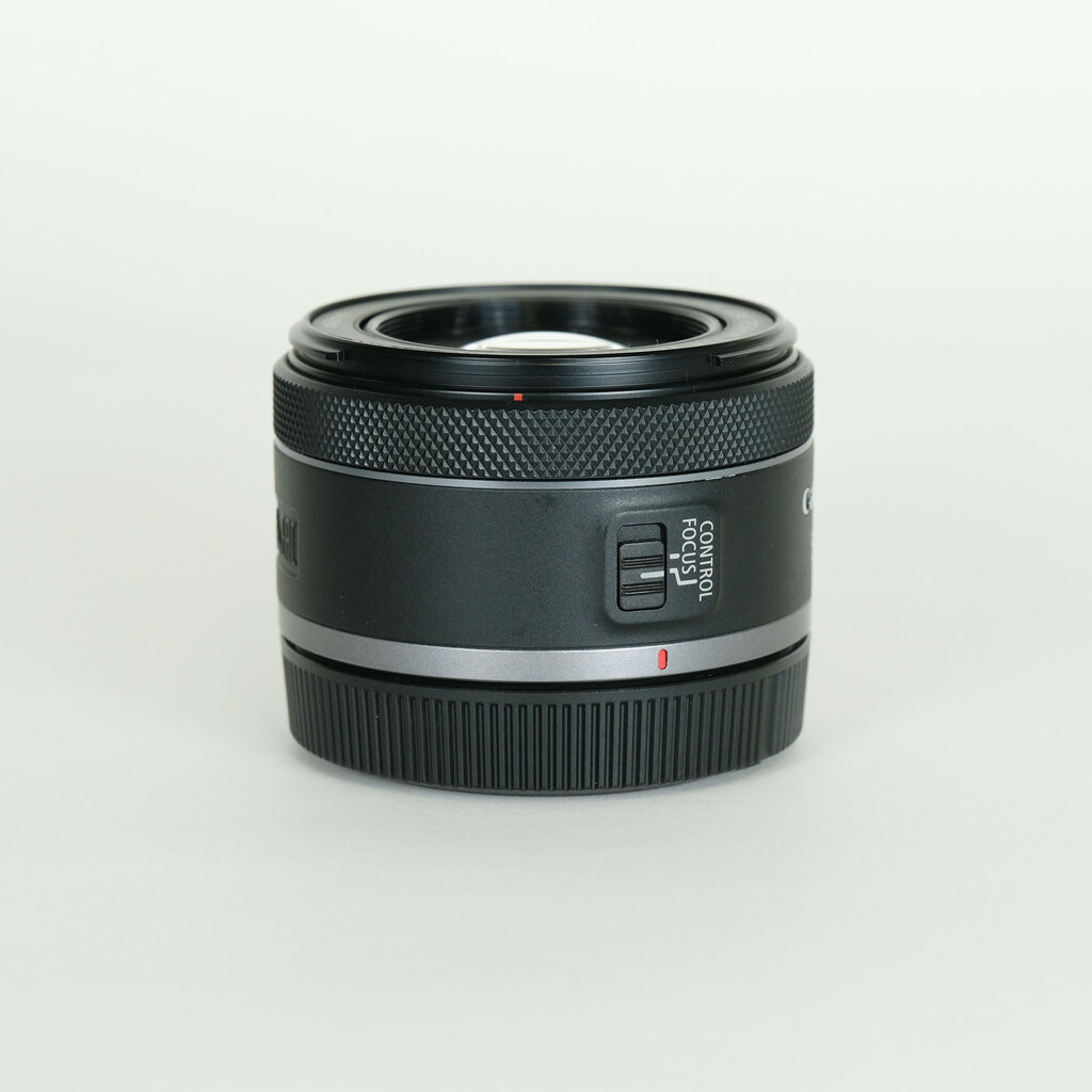 Canon RF50mm F1.8 STM Canon RF50mm F1.8 STM