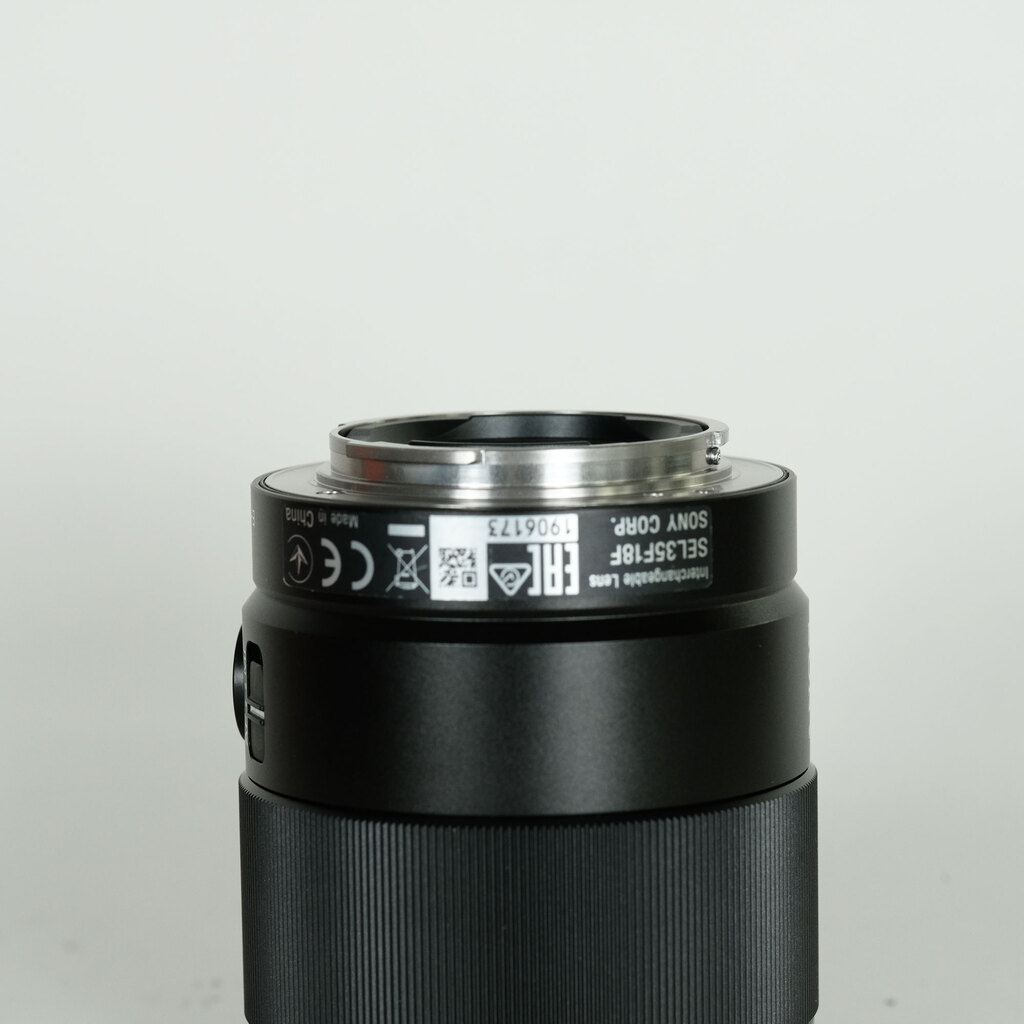 SONY FE 35mm F1.8 SEL35F18F