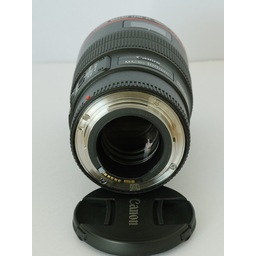 Canon EF100mm F2.8Lマクロ IS USM