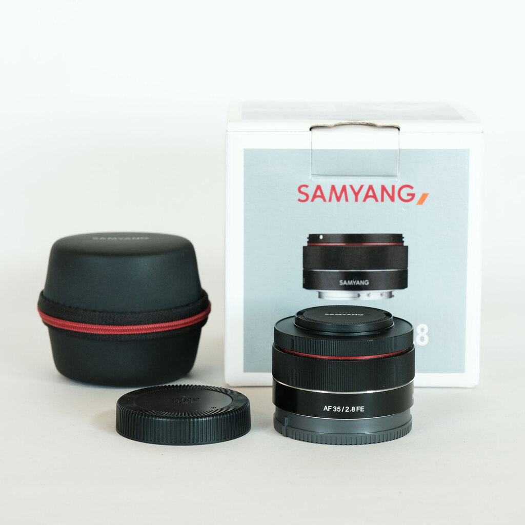 素晴らしい価格 SAMYANG SCENE（ワン ONE | [ソニーE用]の出品 FE F2.8 AF35mm レンズ(単焦点)