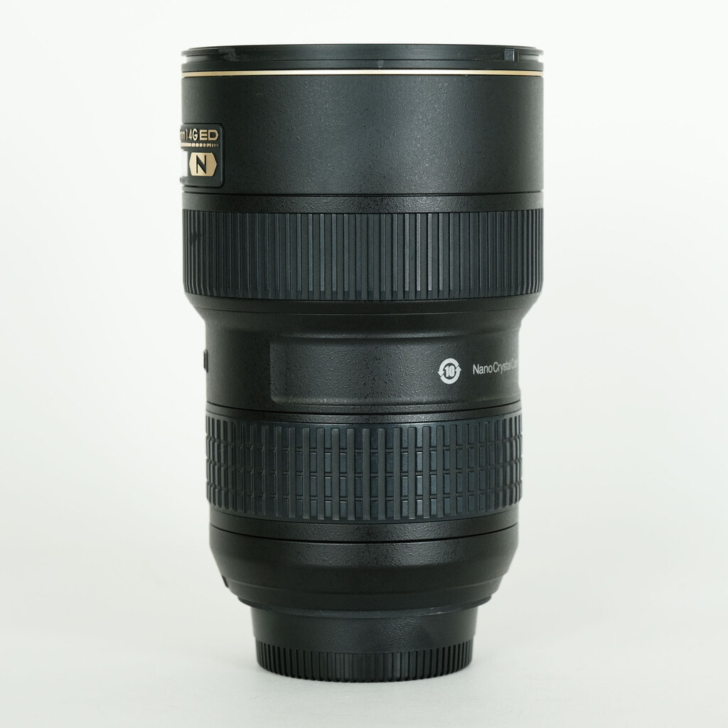 Nikon AF-S NIKKOR 16-35mm F4 G ED VR Nikon AF-S NIKKOR 16-35mm F4 G ED VR