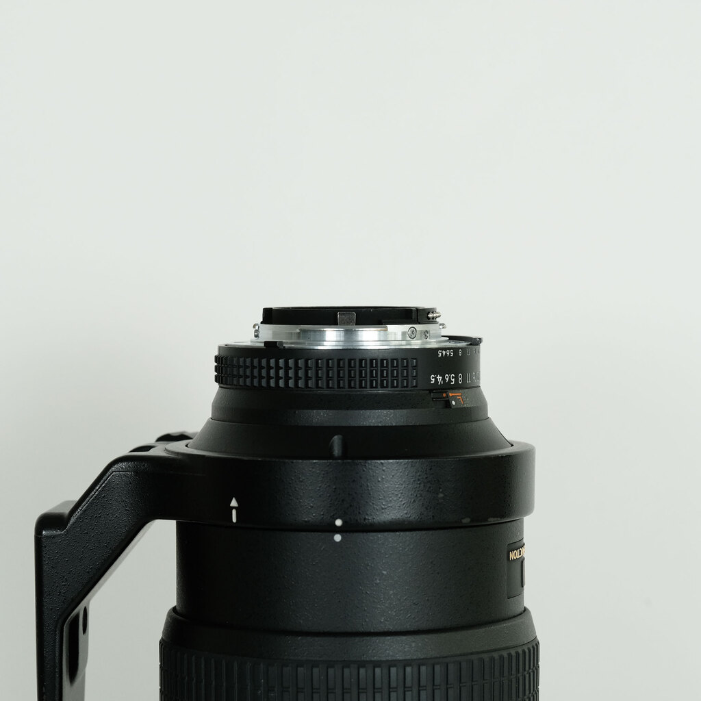 Nikon Ai AF VR Zoom-Nikkor 80-400mm f/4.5-5.6D ED Nikon Ai AF VR Zoom-Nikkor 80-400mm f/4.5-5.6D ED