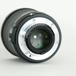 Nikon AF-S NIKKOR 24mm f/1.8G ED Nikon AF-S NIKKOR 24mm f/1.8G ED