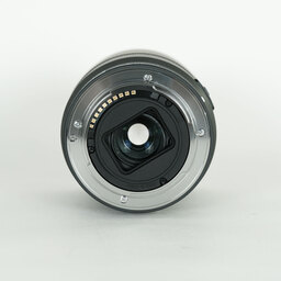SONY E 18-135mm F3.5-5.6 OSS SEL18135