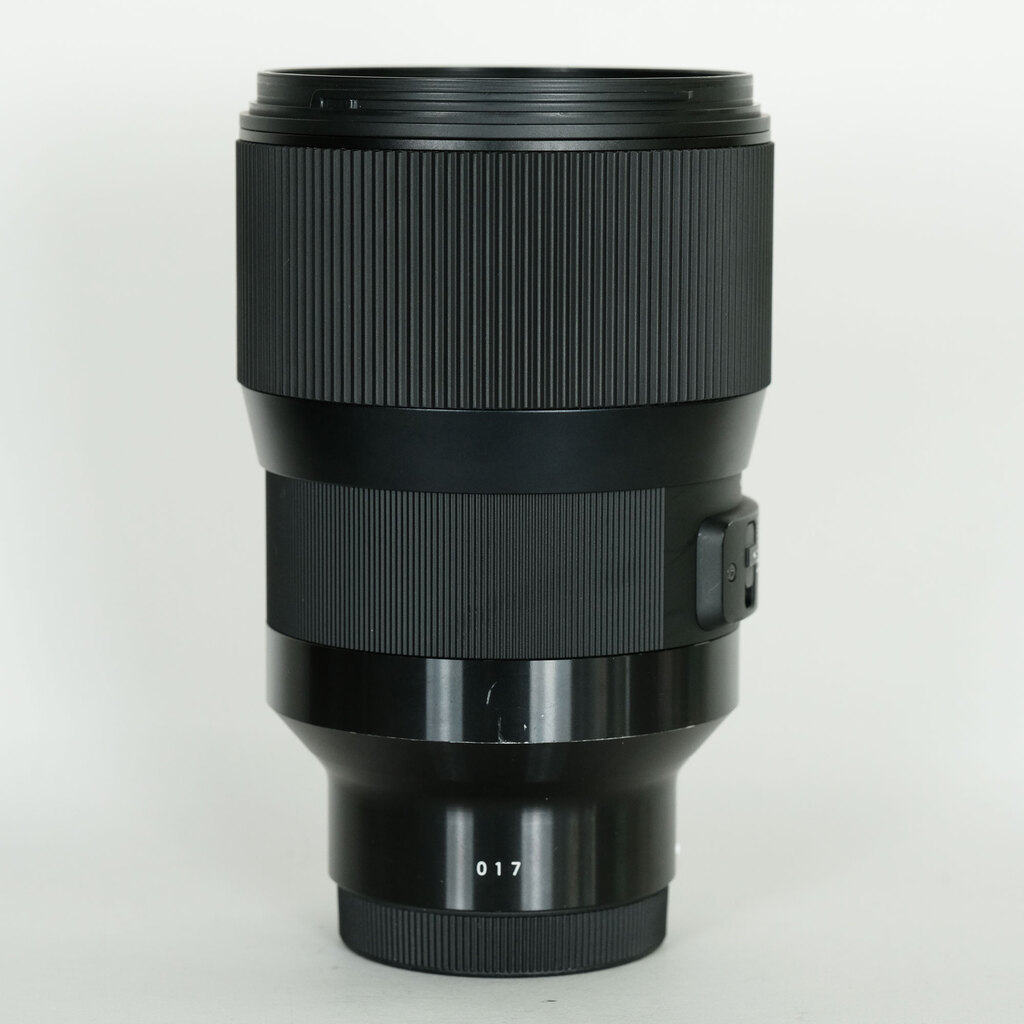 SIGMA Art 135mm F1.8 DG HSM  (ソニーE用)