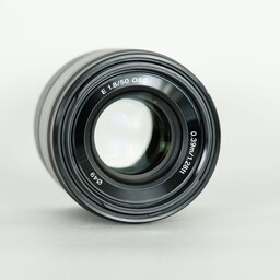 SONY E 50mm F1.8 OSS SEL50F18