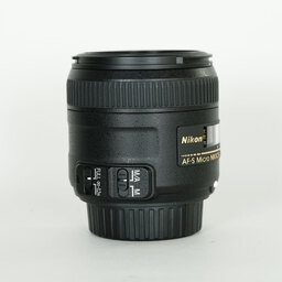Nikon AF-S DX Micro NIKKOR 40mm f/2.8G