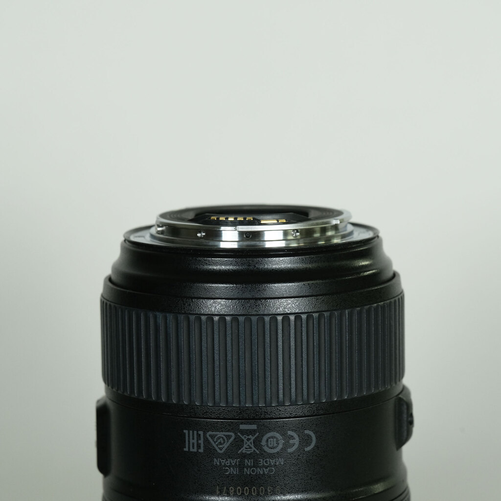 Canon EF24-105mm F4L IS II USM Canon EF24-105mm F4L IS II USM