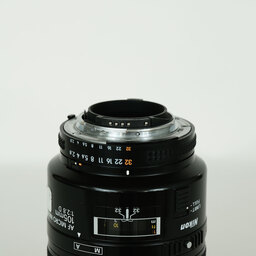 Nikon AF 105mm F2.8D マイクロ Nikon AF 105mm F2.8D マイクロ