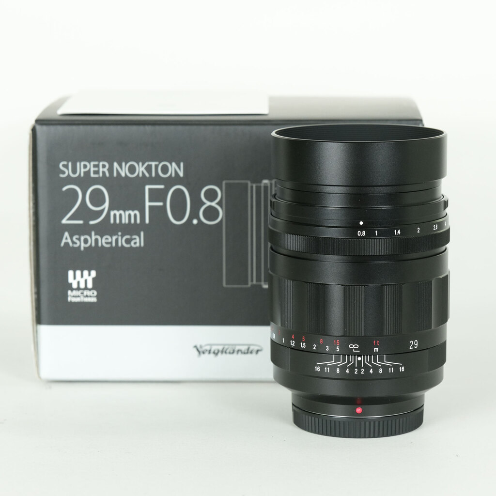 Voigtlander SUPER NOKTON 29mm F0.8 Aspherical(マイクロフォーサーズ用) Voigtlander SUPER NOKTON 29mm F0.8 Aspherical(マイクロフォーサーズ用)