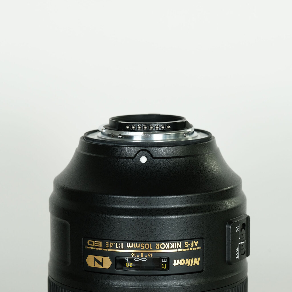 Nikon AF-S NIKKOR 105mm f/1.4E EDの出品 | ONE SCENE（ワンシーン）
