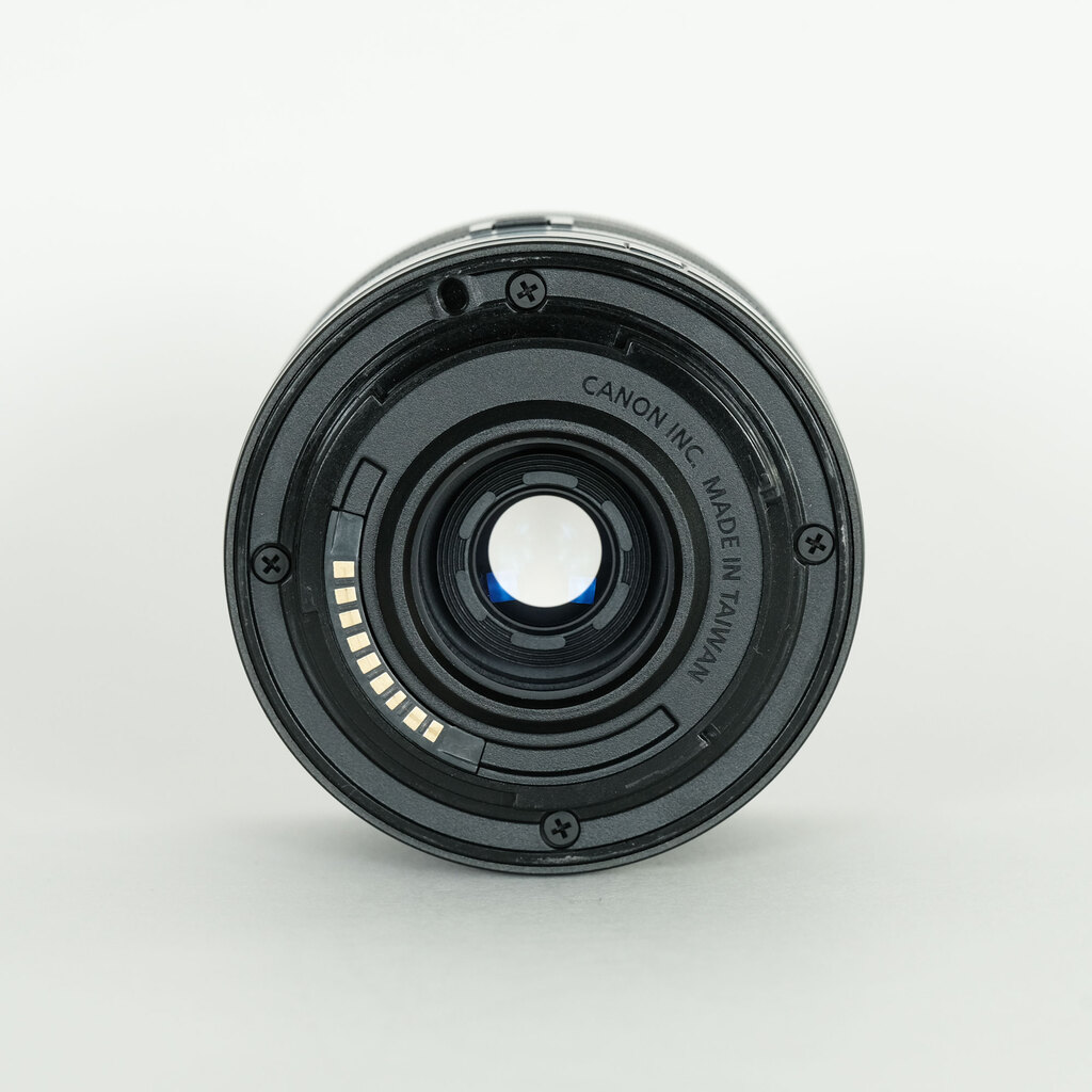 Canon EF-M28mm F3.5 マクロ IS STM