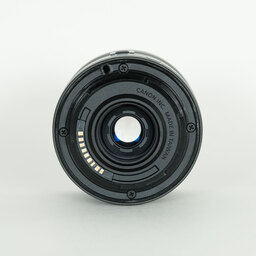 Canon EF-M28mm F3.5 マクロ IS STM