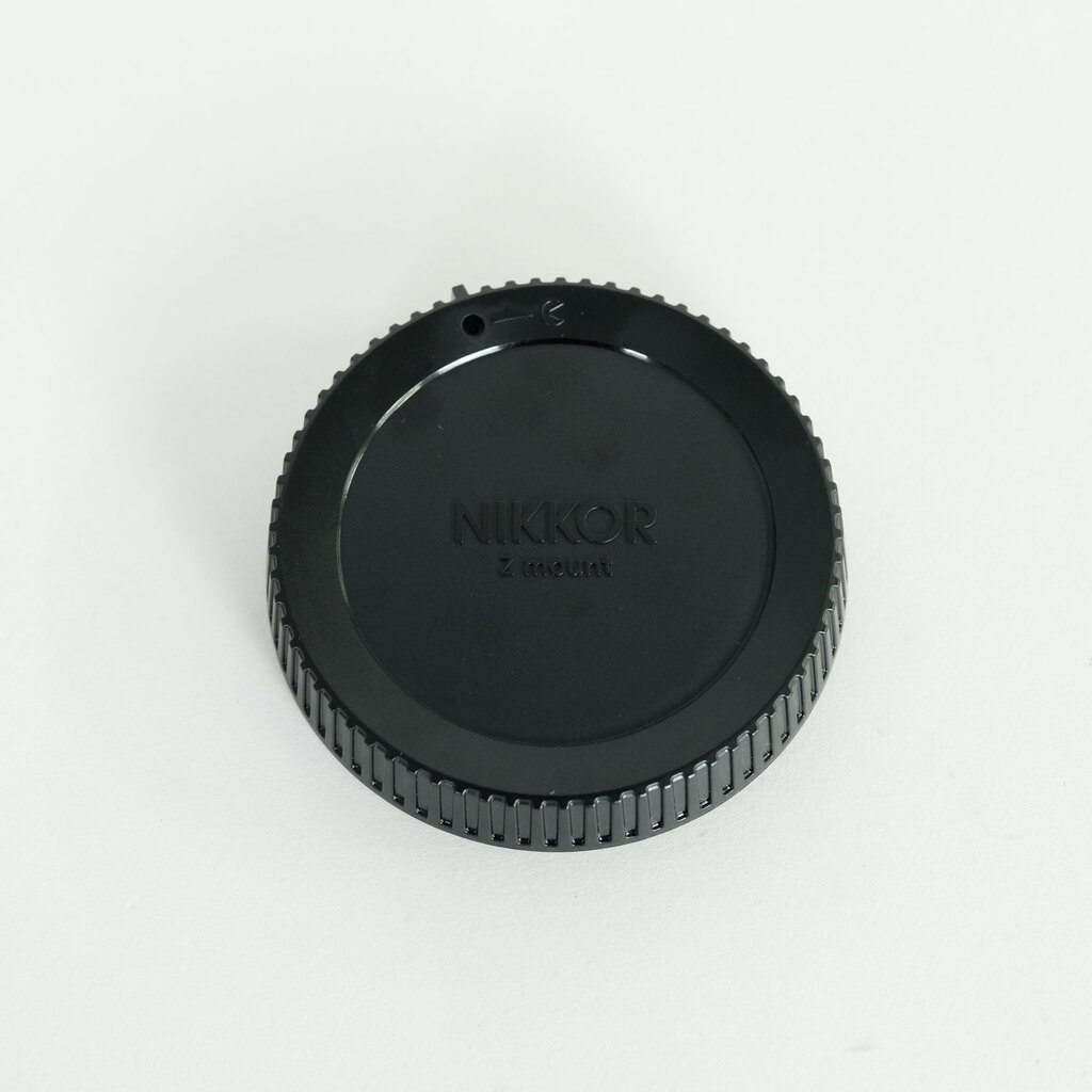 Nikon NIKKOR Z 40mm f/2 Nikon NIKKOR Z 40mm f/2