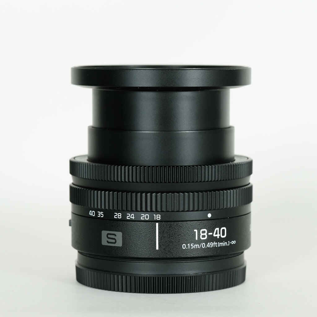 Panasonic LUMIX S 18-40mm F4.5-6.3 Panasonic LUMIX S 18-40mm F4.5-6.3