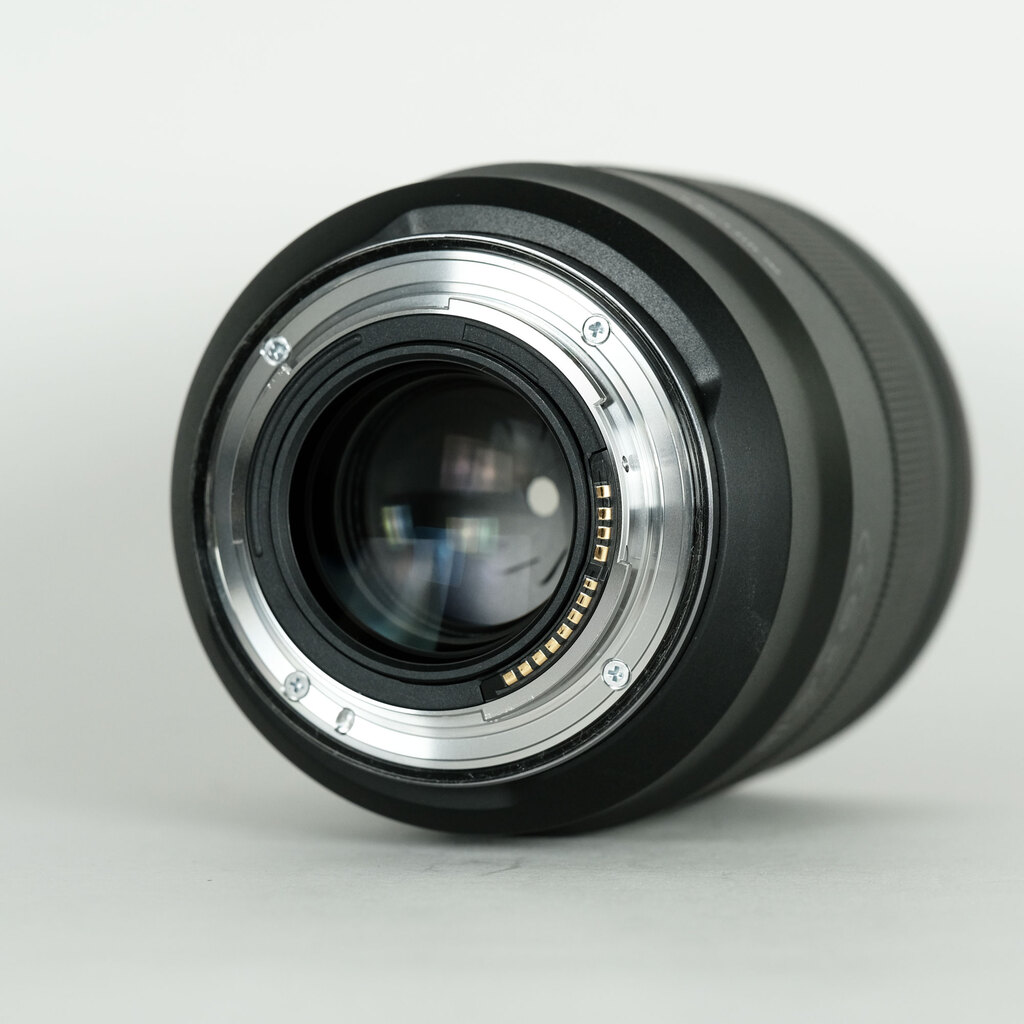 Canon RF50mm F1.2 L USM Canon RF50mm F1.2 L USM