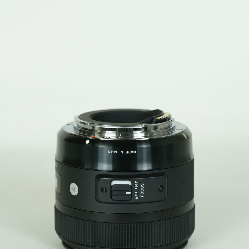 SIGMA 30mm F1.4 DC HSM | Art [キヤノン用]