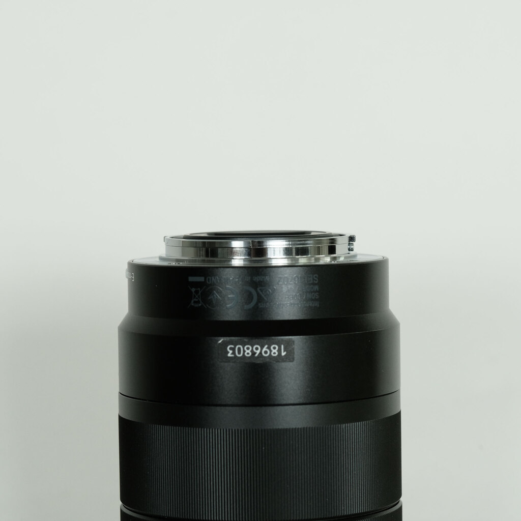 SONY Vario-Tessar T* E 16-70mm F4 ZA OSS SEL1670Z SONY Vario-Tessar T* E 16-70mm F4 ZA OSS SEL1670Z