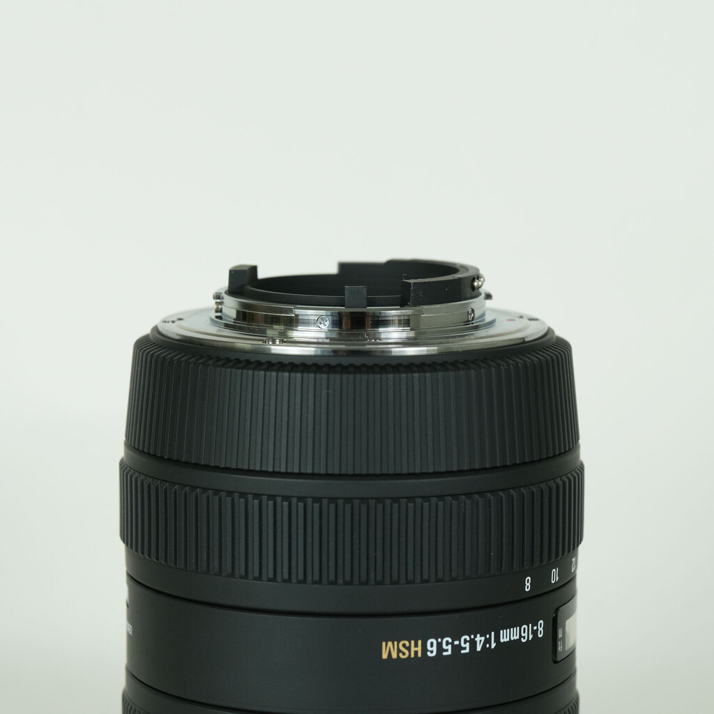 SIGMA 8-16mm F4.5-5.6DC HSM (ニコンF用) SIGMA 8-16mm F4.5-5.6DC HSM (ニコンF用)