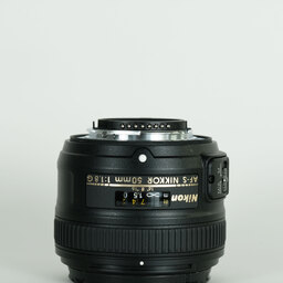 Nikon AF-S NIKKOR 50mm f/1.8G Nikon AF-S NIKKOR 50mm f/1.8G