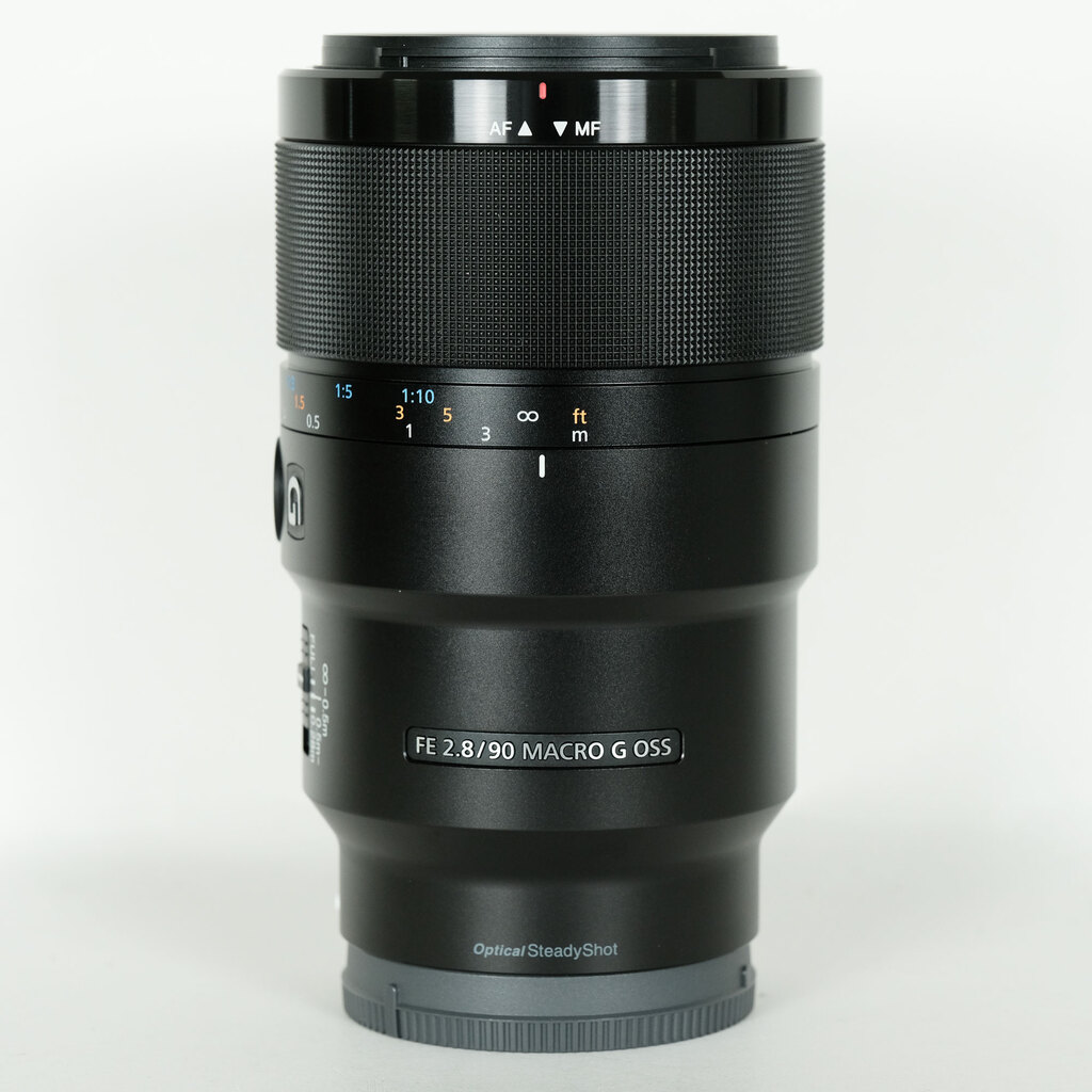 SONY FE 90mm F2.8 Macro G OSS SEL90M28G SONY FE 90mm F2.8 Macro G OSS SEL90M28G