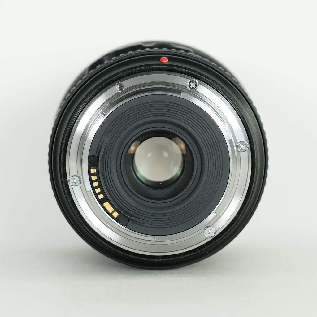 Canon EF24-70mm F4L IS USM Canon EF24-70mm F4L IS USM