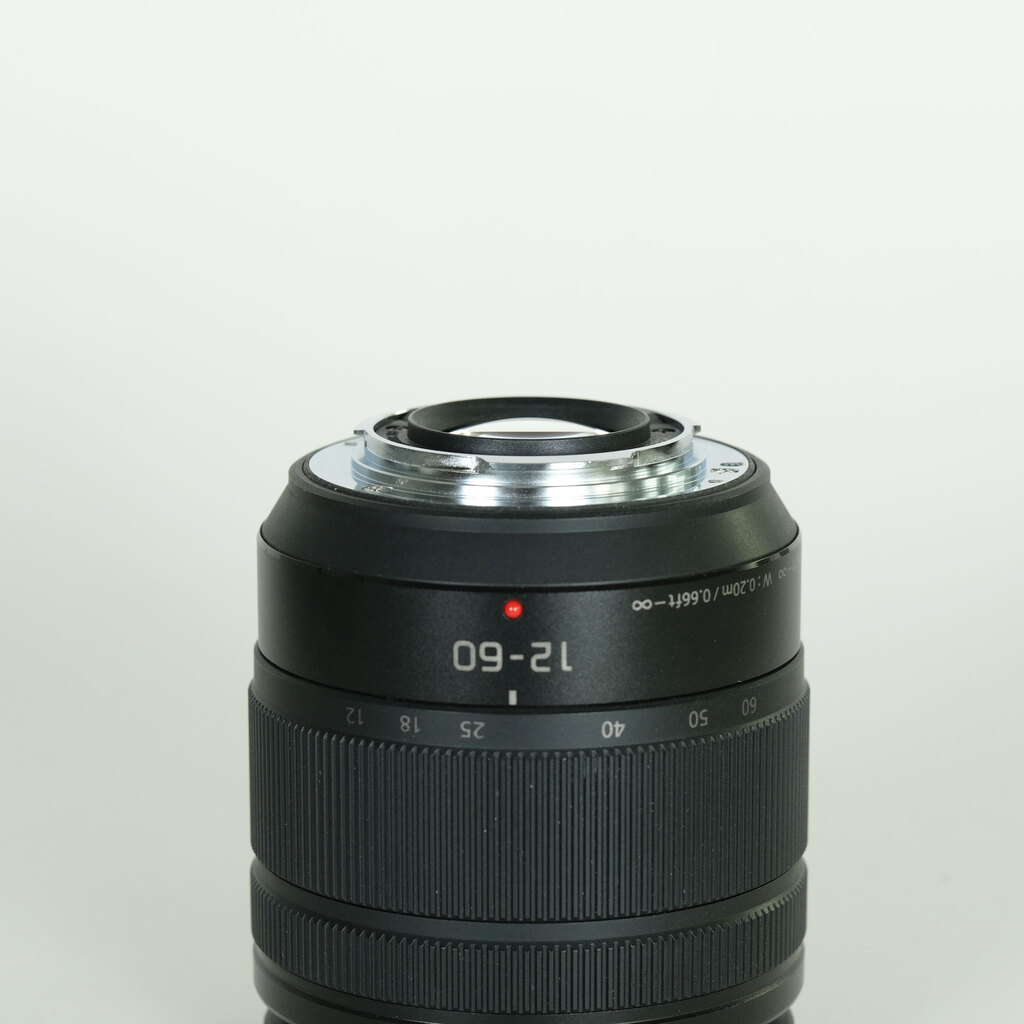 Panasonic LUMIX G VARIO 12-60mm / F3.5-5.6 ASPH. / POWER O.I.S. Panasonic LUMIX G VARIO 12-60mm / F3.5-5.6 ASPH. / POWER O.I.S.