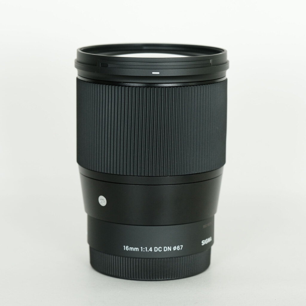 SIGMA 16mm F1.4 DC DN SONY Eマウント 中古 備品 16mm F1.4 DC DN [ソニー用] 中古価格比較 - 価格.com